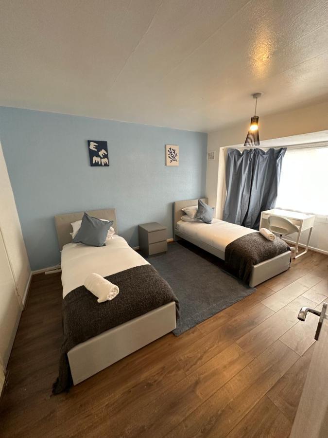 Lovely Spacious 3 Bedrooms House Birmingham Esterno foto