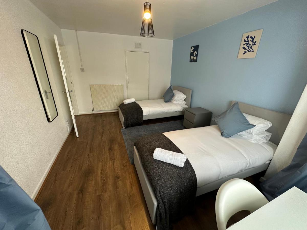 Lovely Spacious 3 Bedrooms House Birmingham Esterno foto